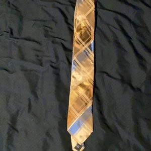 Neck tie